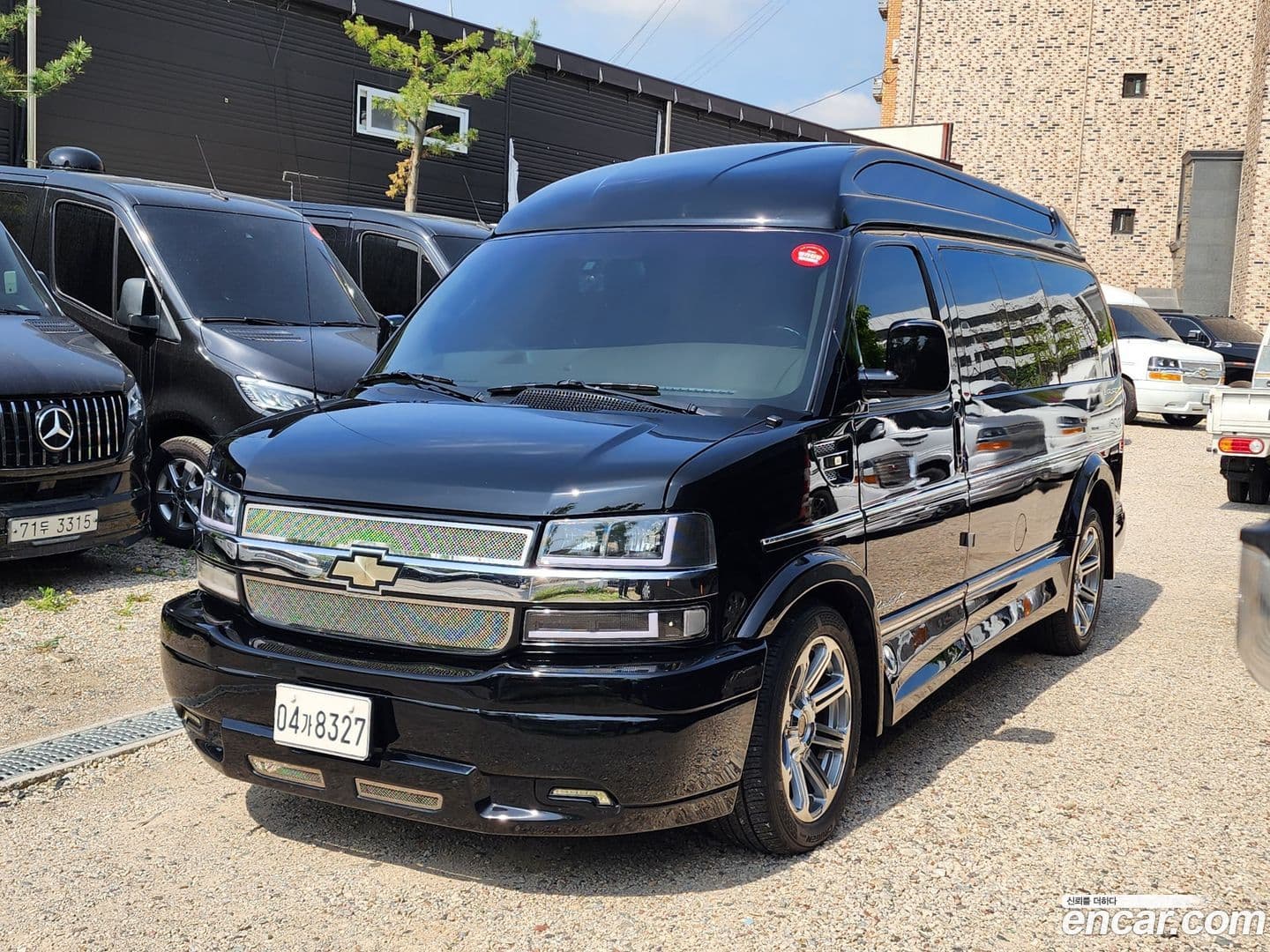 Main__Slider__Photo:Express Van Chevrolet 2018.3-0