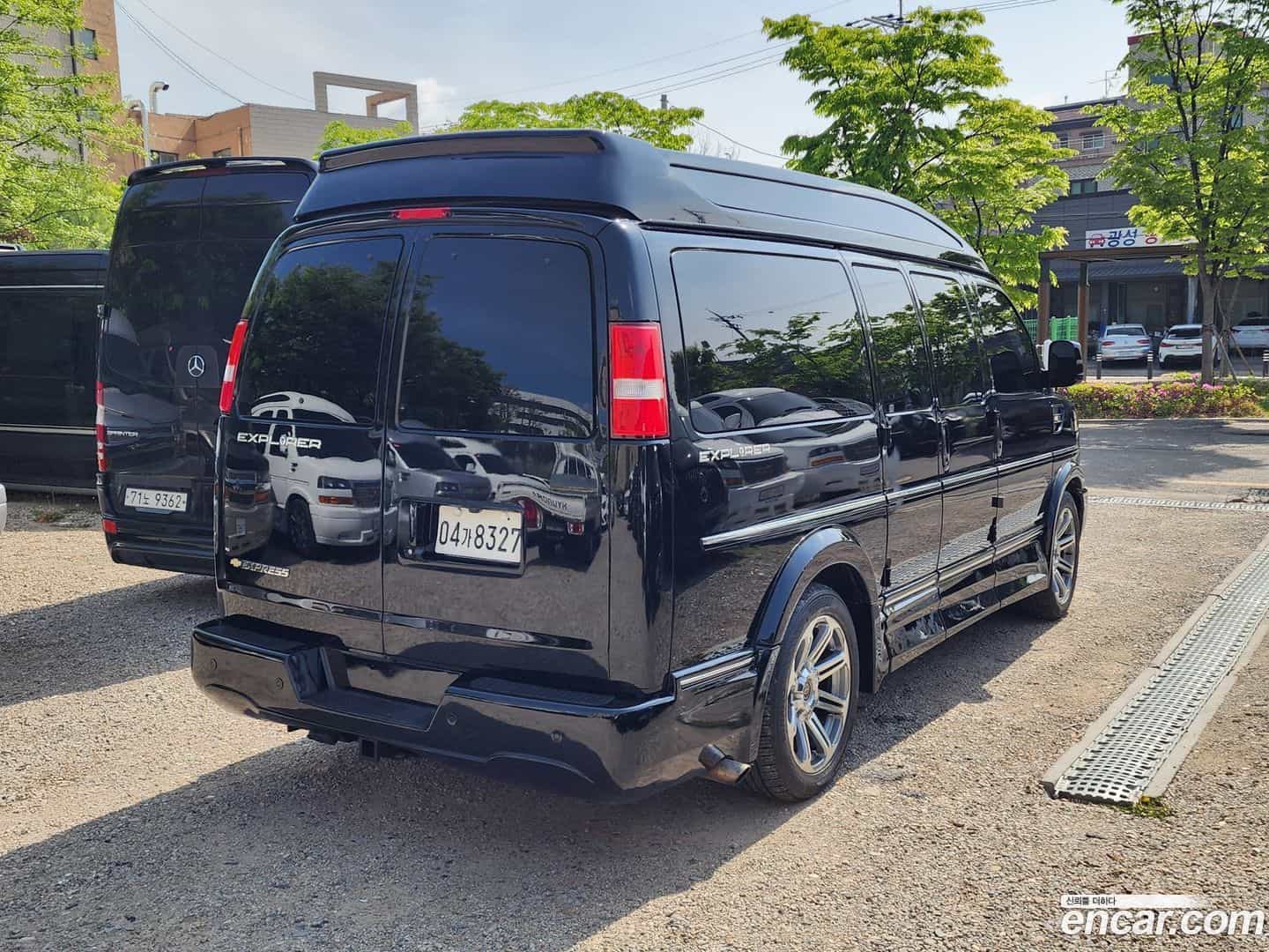 Express Van Chevrolet 2018.3-OPTION-016