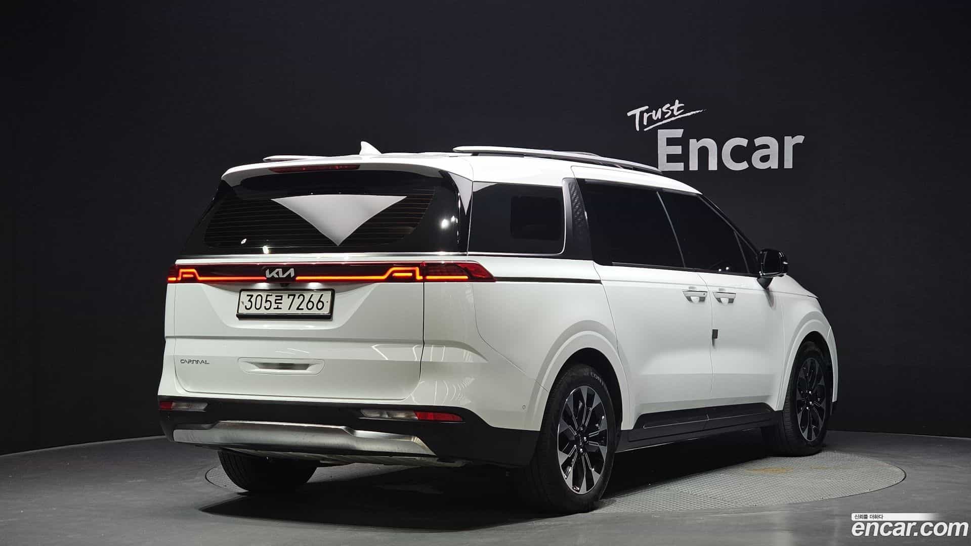 Canival Kia 2023.4-OUTER-002