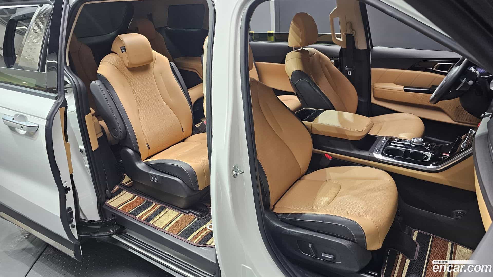 Canival Kia 2023.4-OPTION-015