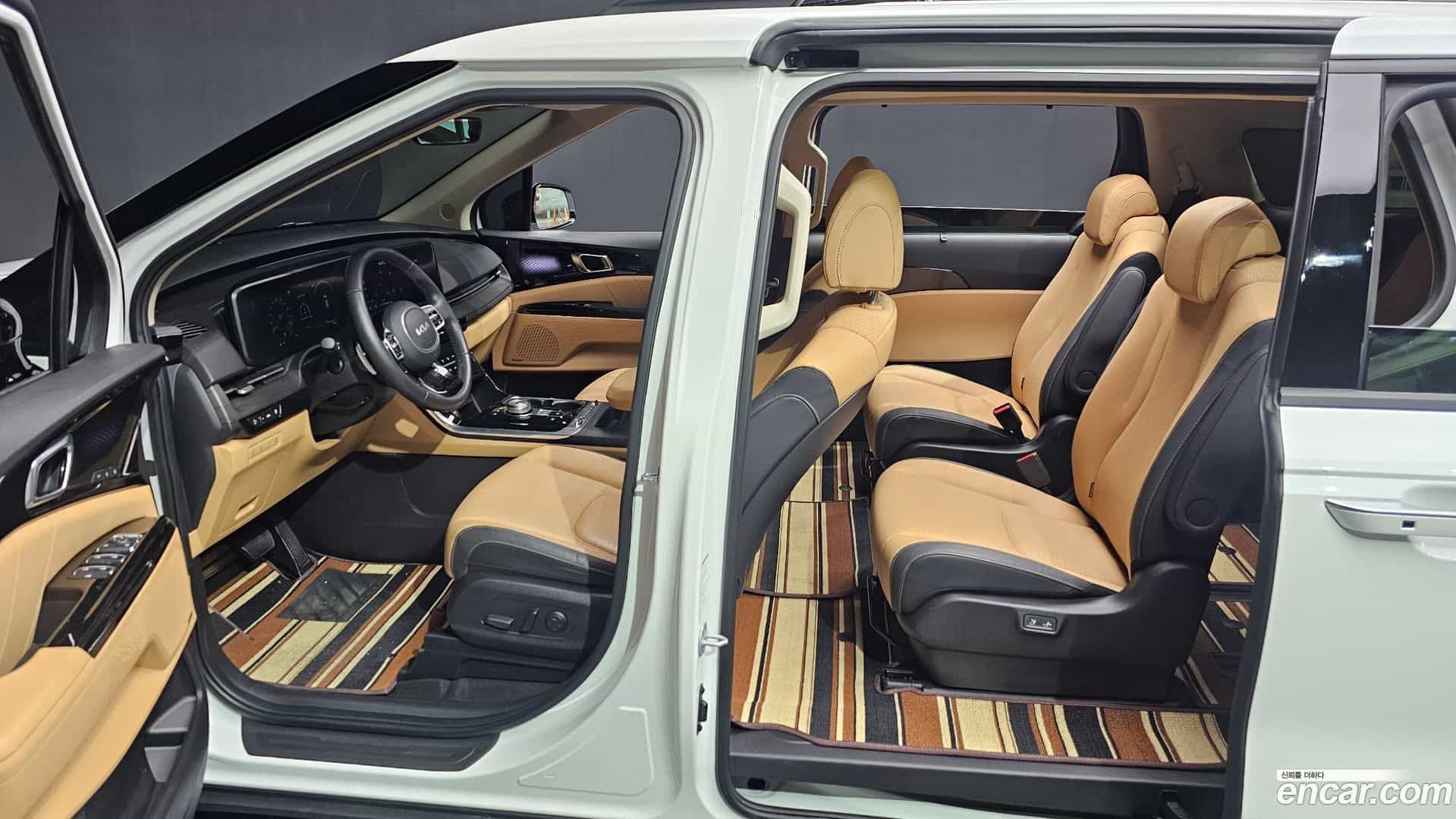 Canival Kia 2023.4-OPTION-017