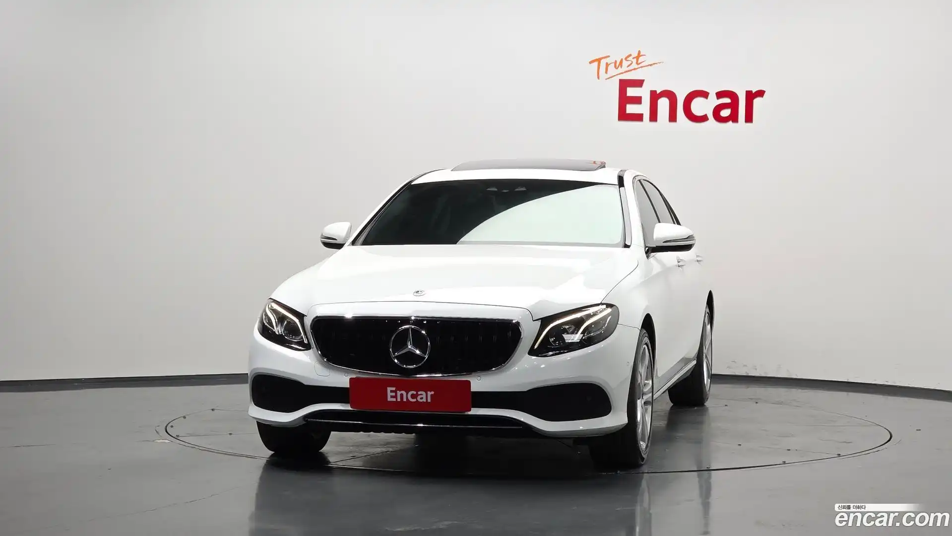 E-Class Mercedes-Benz 2018.3-OUTER-003