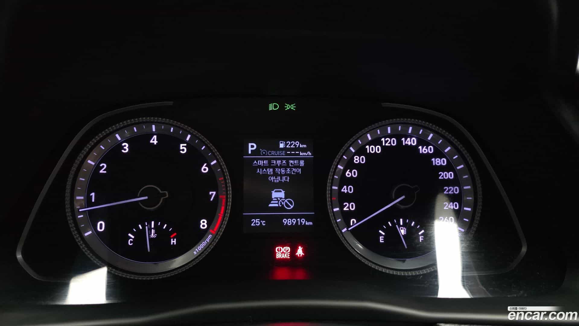 Sonata Hyundai 2019.4-INNER-008