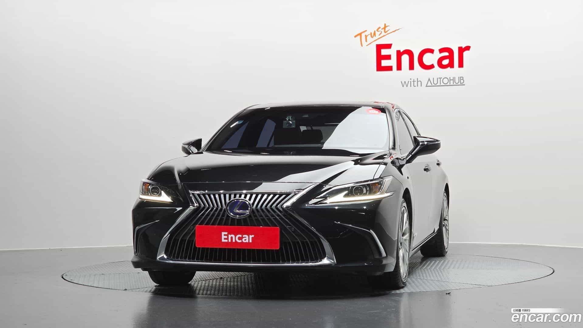 ES Lexus 2020.11-OUTER-003