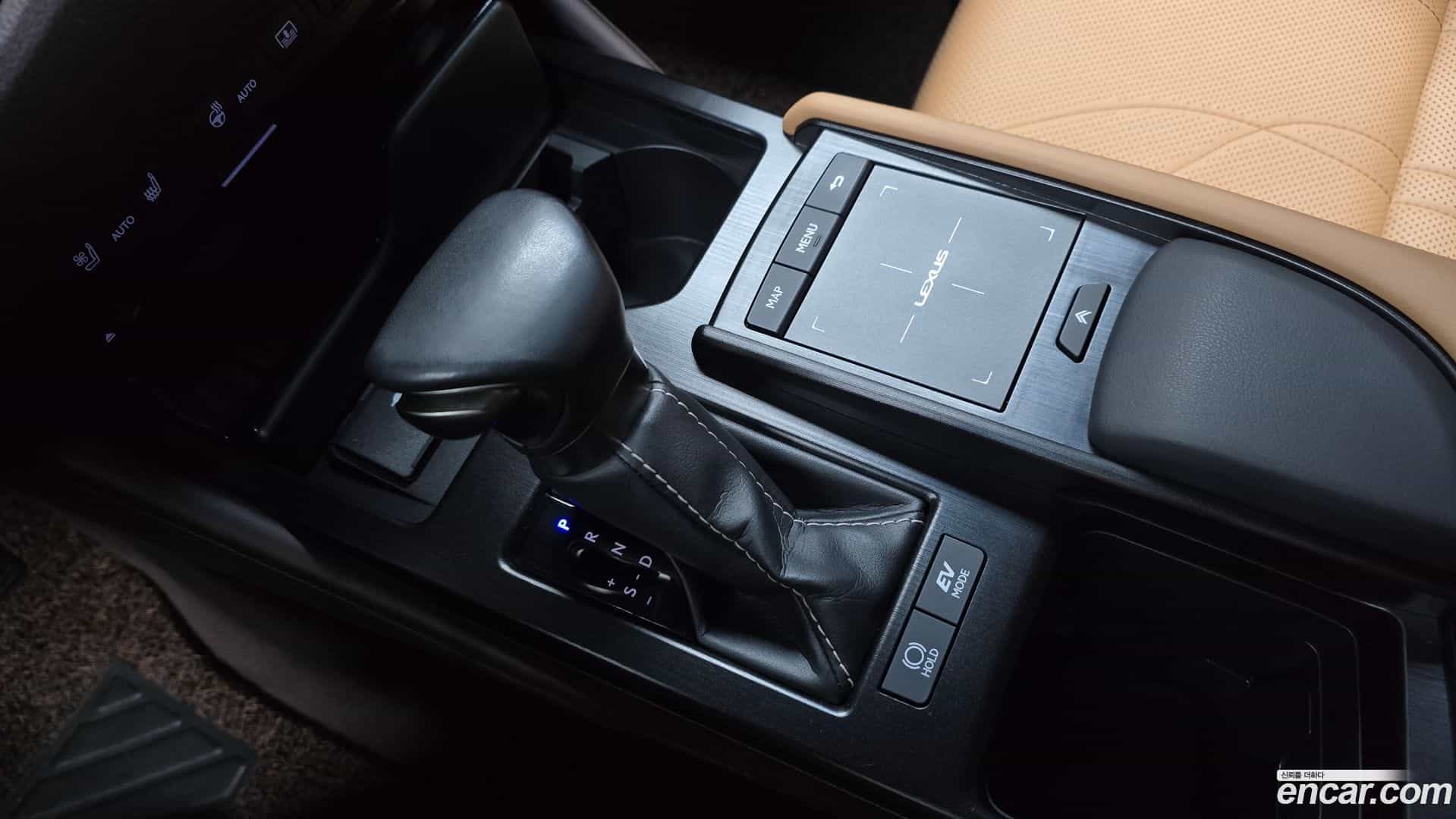 ES Lexus 2020.11-INNER-009