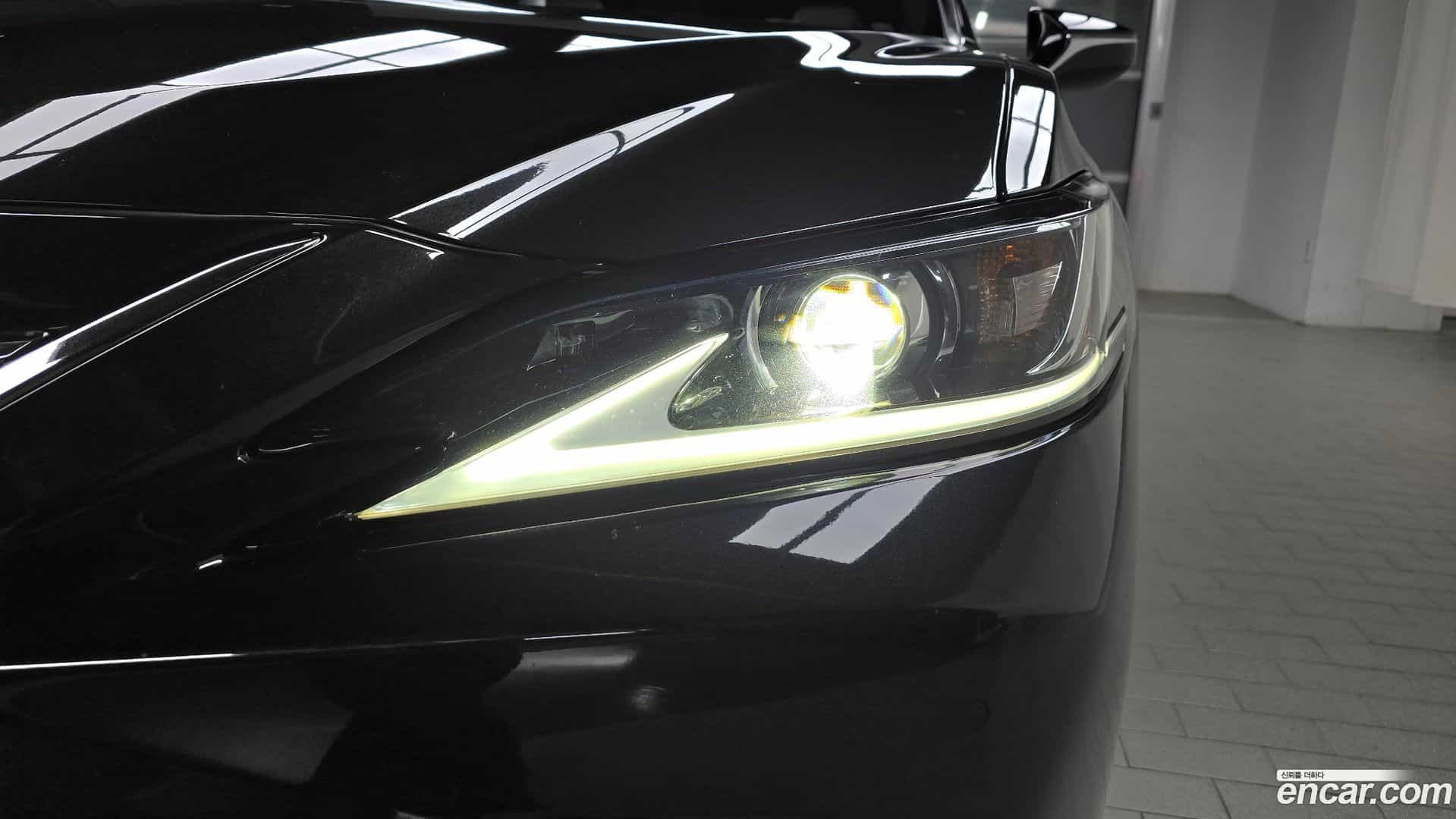 ES Lexus 2020.11-OUTER-032