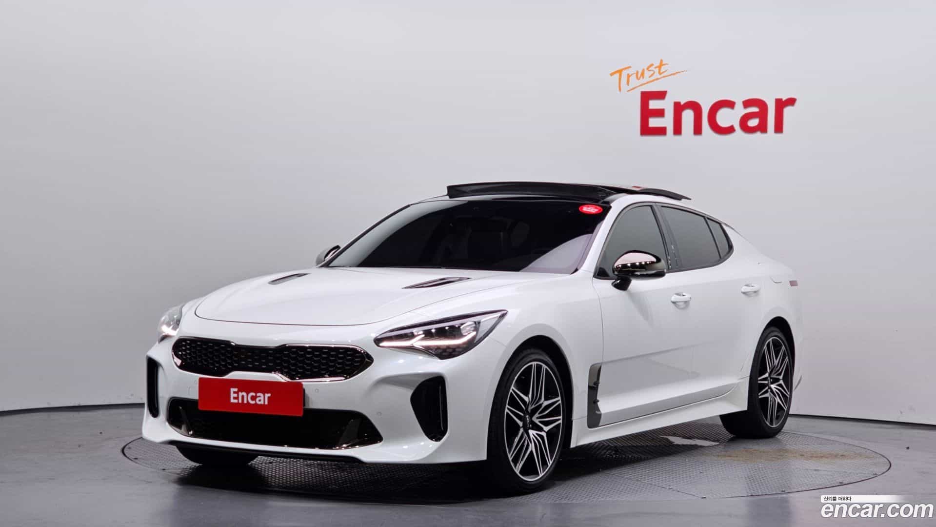 Stinger Kia 2022.6-OUTER-001