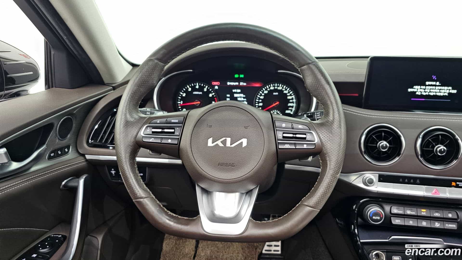 Stinger Kia 2022.6-OPTION-017