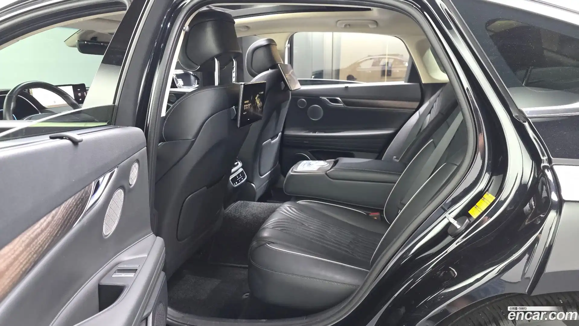 G80 Genesis 2020.4-INNER-036