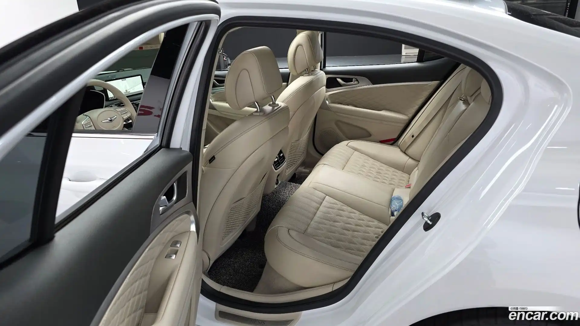 G70 Genesis 2022.5-OPTION-016