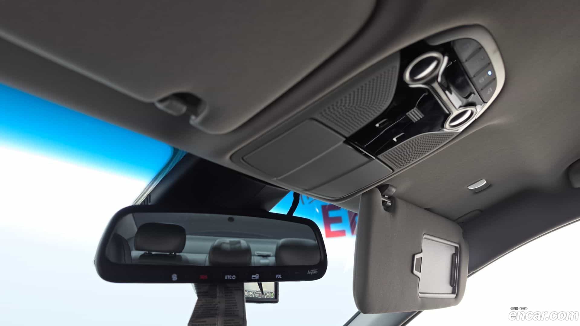 Grandeur Hyundai 2019.6-OPTION-023