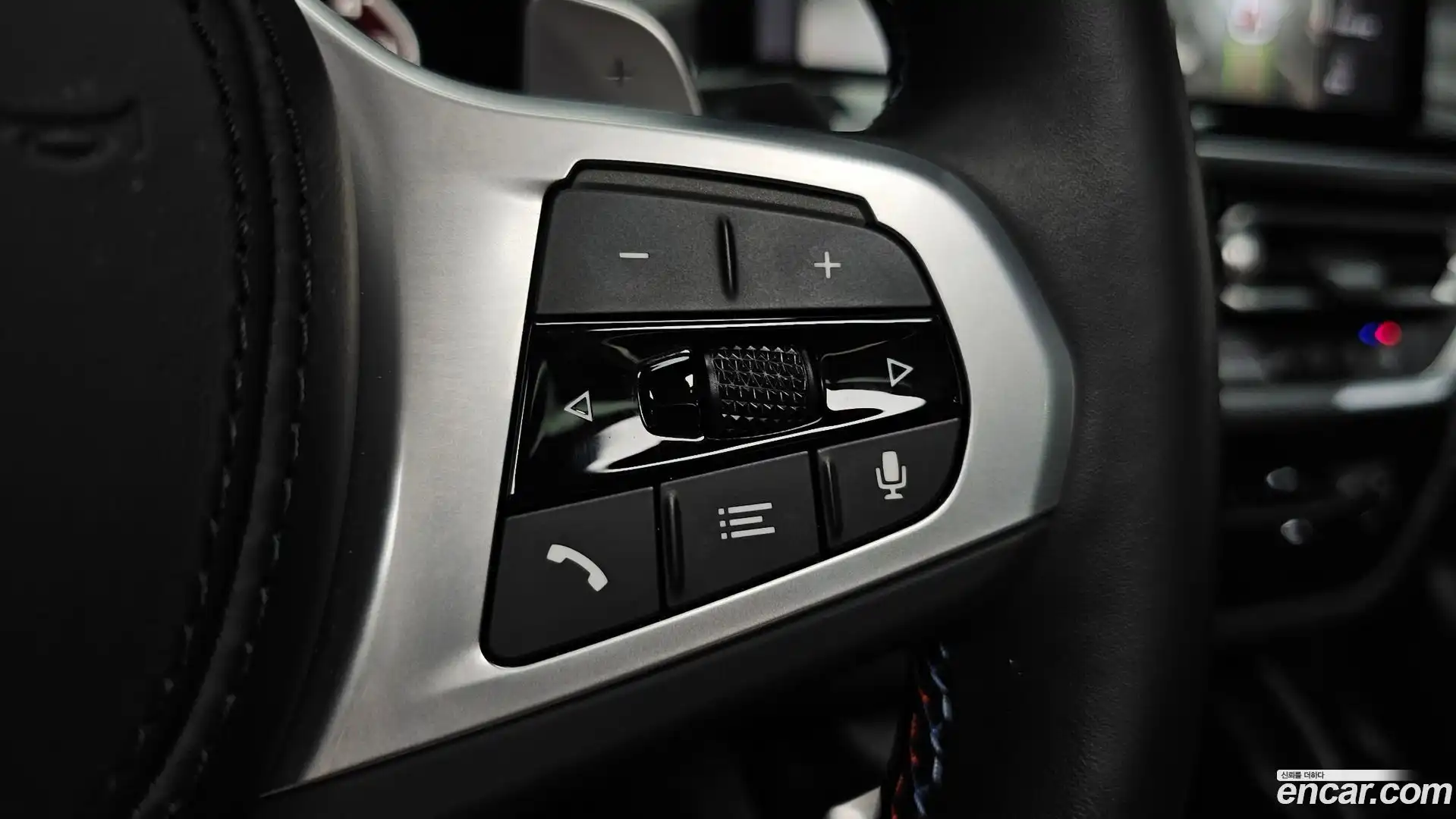 X4 BMW 2023.8-OPTION-046