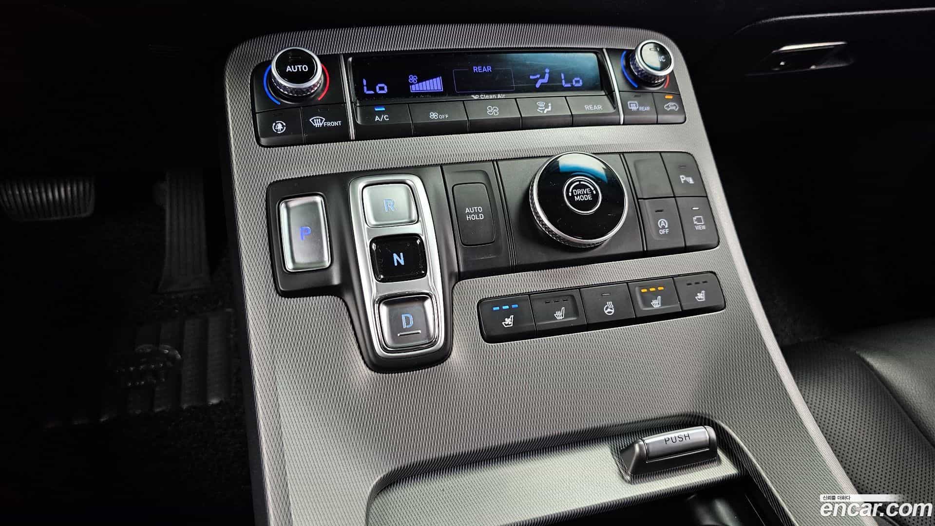 Palisade Hyundai 2019.2-INNER-009