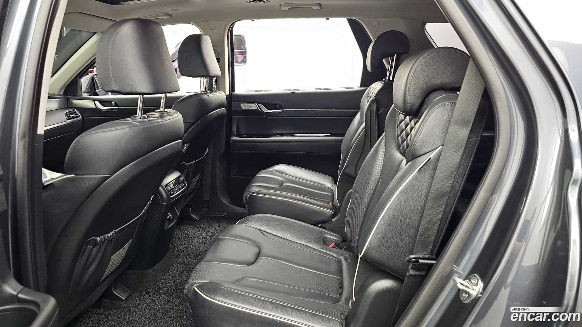 Palisade Hyundai 2019.2-INNER-036