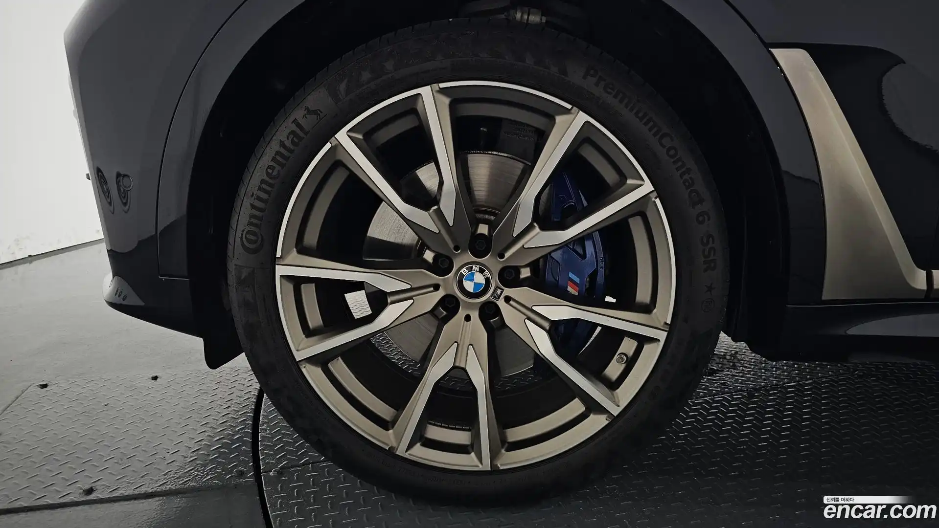 X7 BMW 2021.4-OUTER-005