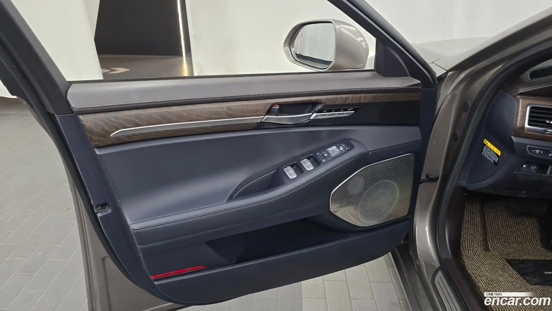 G90 Genesis 2018.10-INNER-034