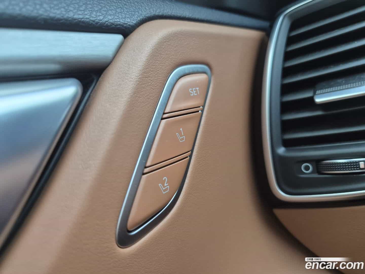 Grandeur Hyundai 2017.2-OPTION-016