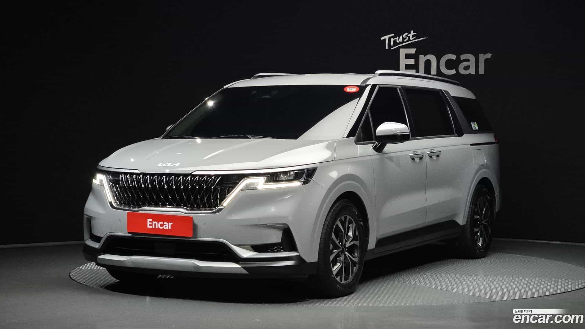 Canival Kia 2023.8-OUTER-001