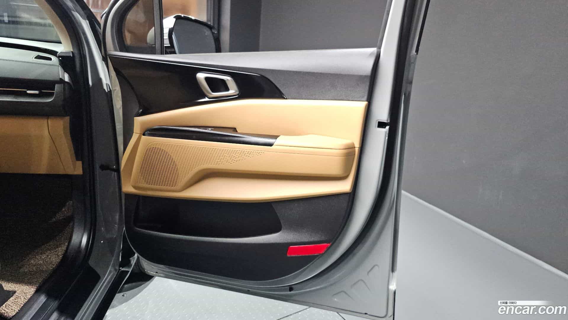 Canival Kia 2023.8-INNER-035