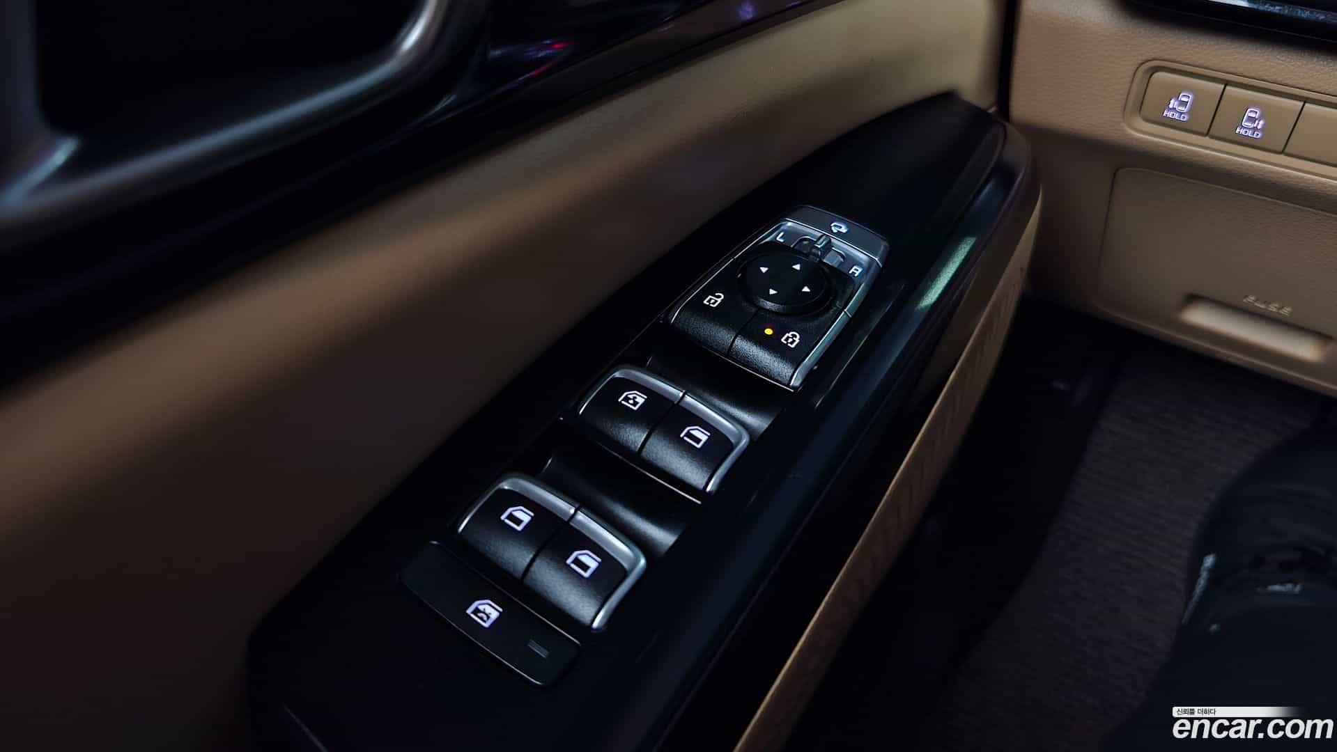 Canival Kia 2023.8-OPTION-044