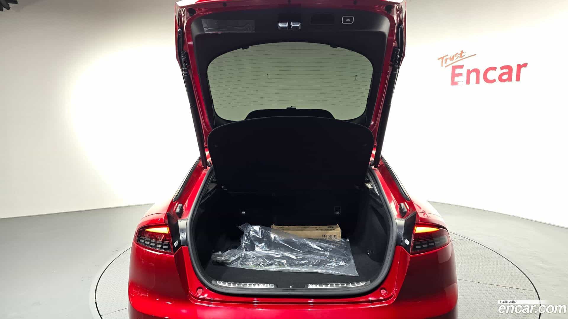 Stinger Kia 2020.11-OPTION-023