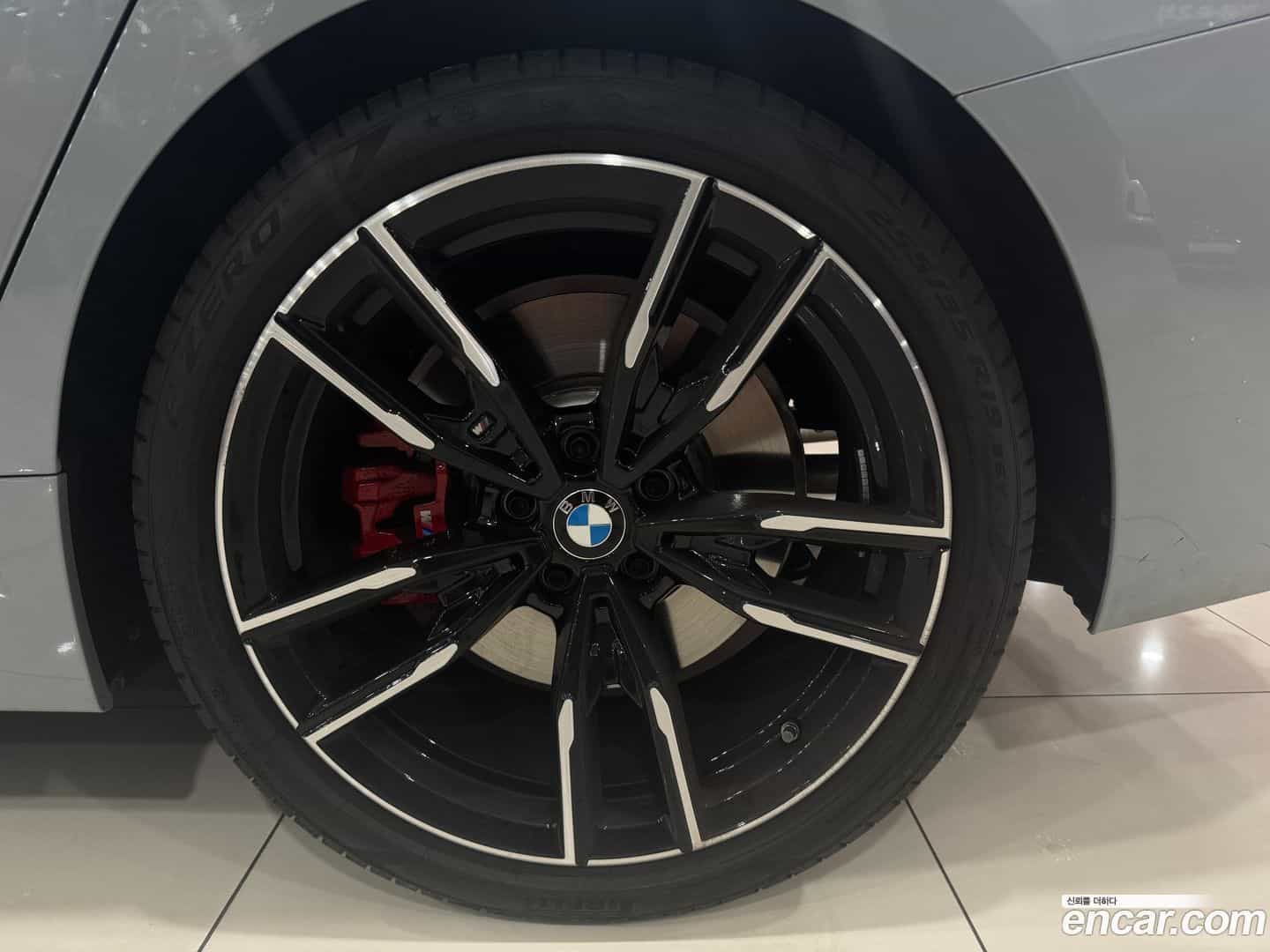 3-Series BMW 2024.7-OUTER-005