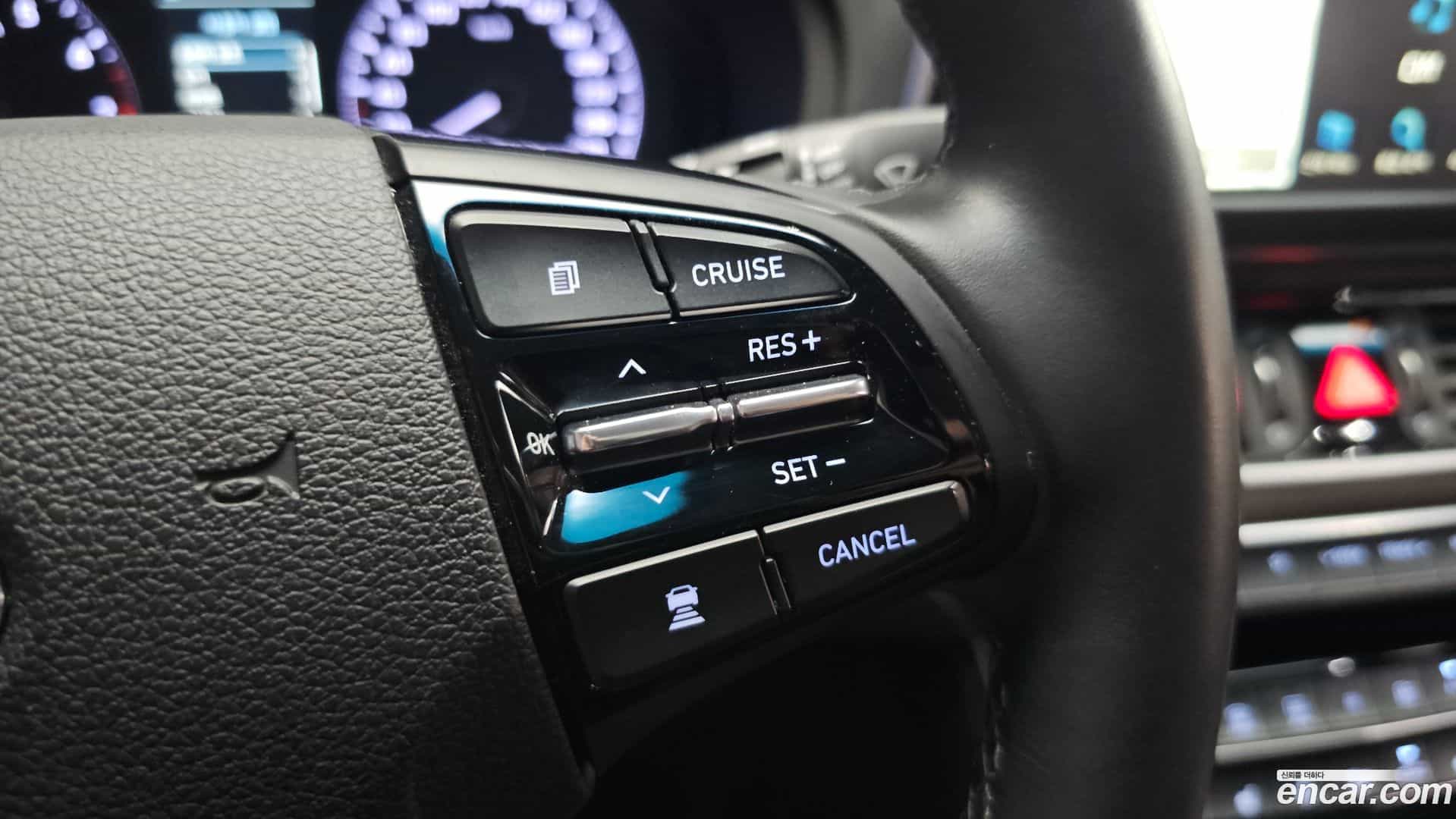 Grandeur Hyundai 2018.2-OPTION-022
