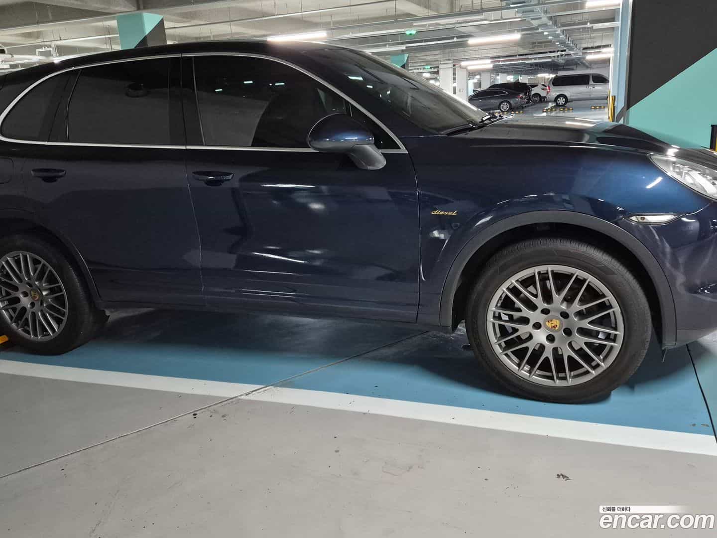 Cayenne Porsche 2013.4-OUTER-001