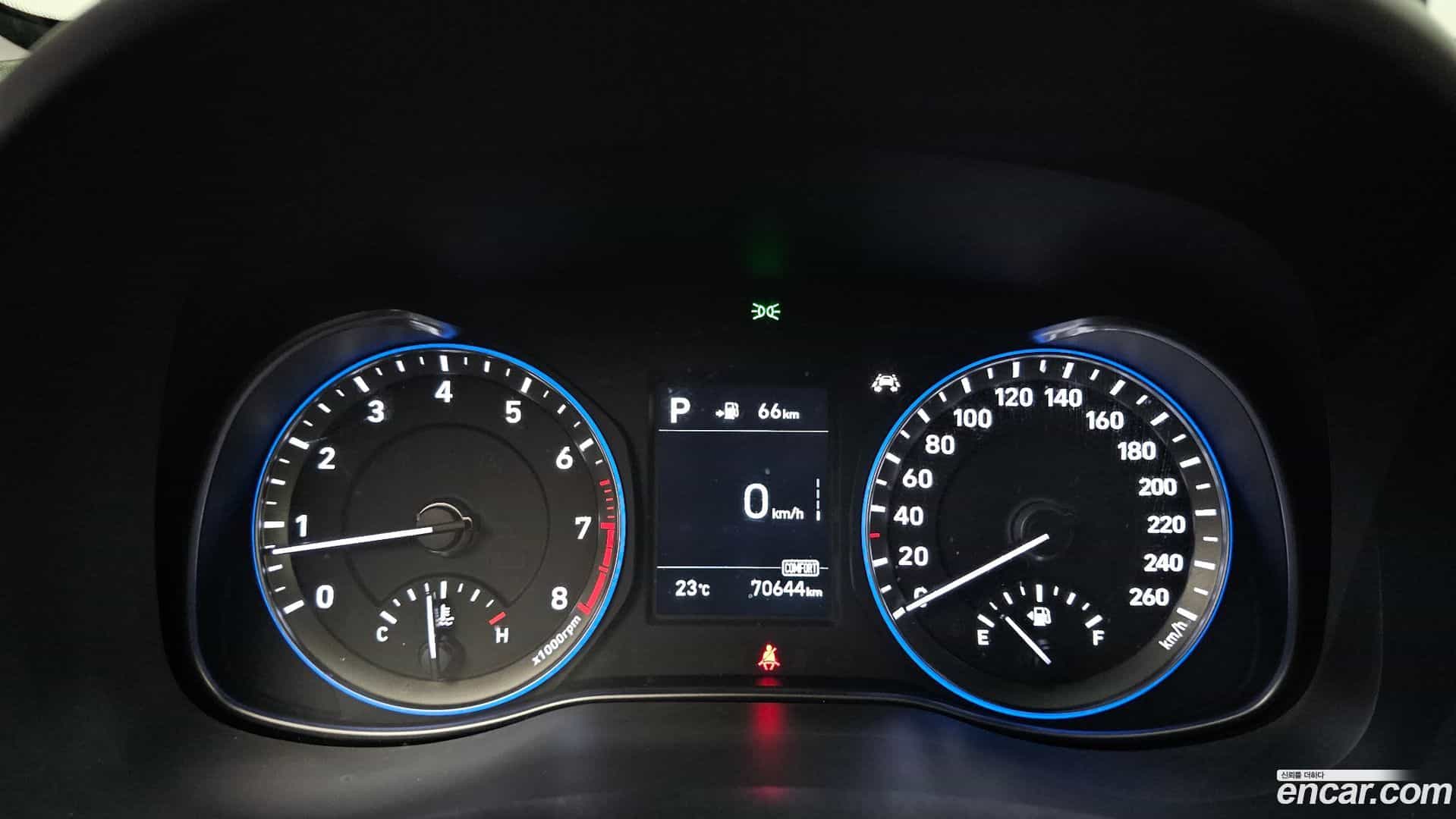 Kona Hyundai 2018.1-INNER-008
