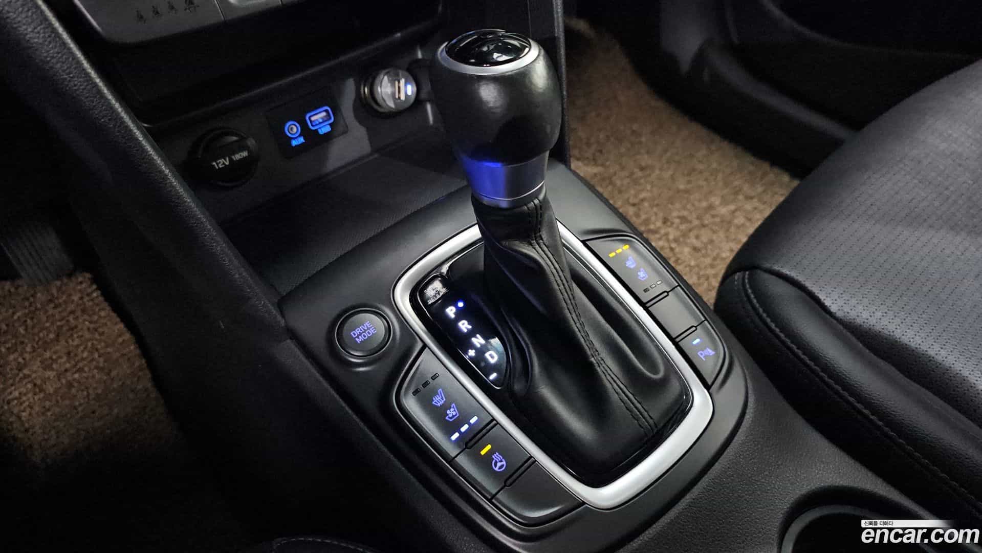 Kona Hyundai 2018.1-INNER-009
