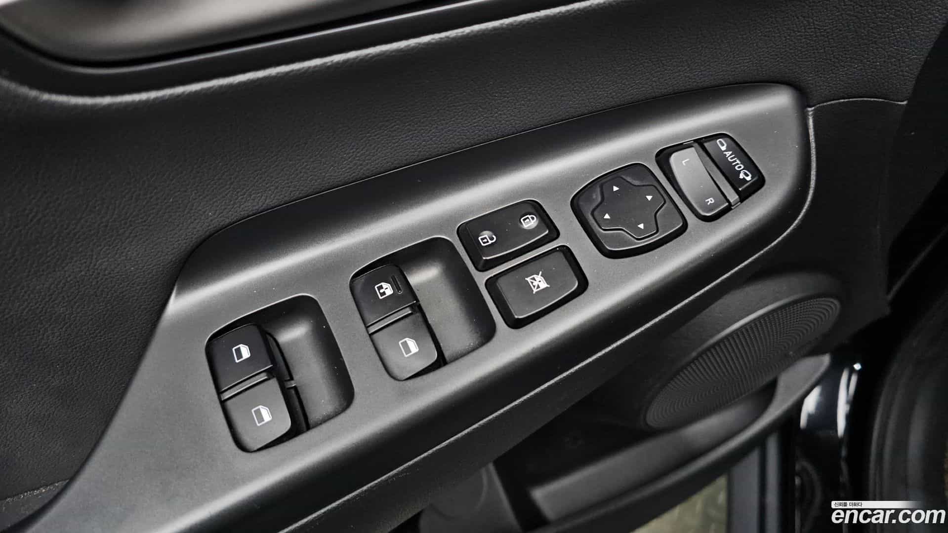 Kona Hyundai 2018.1-OPTION-017