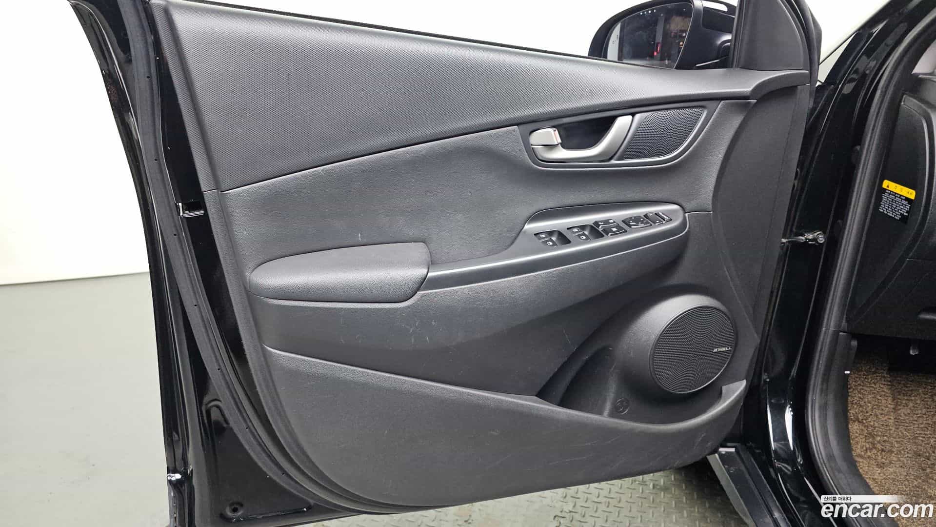 Kona Hyundai 2018.1-INNER-034