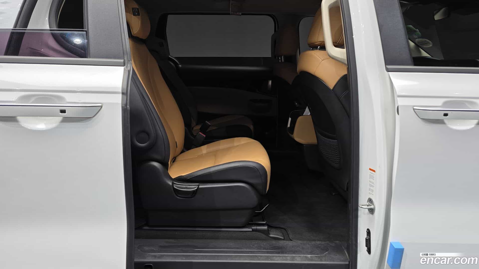 Canival Kia 2021.5-OPTION-016