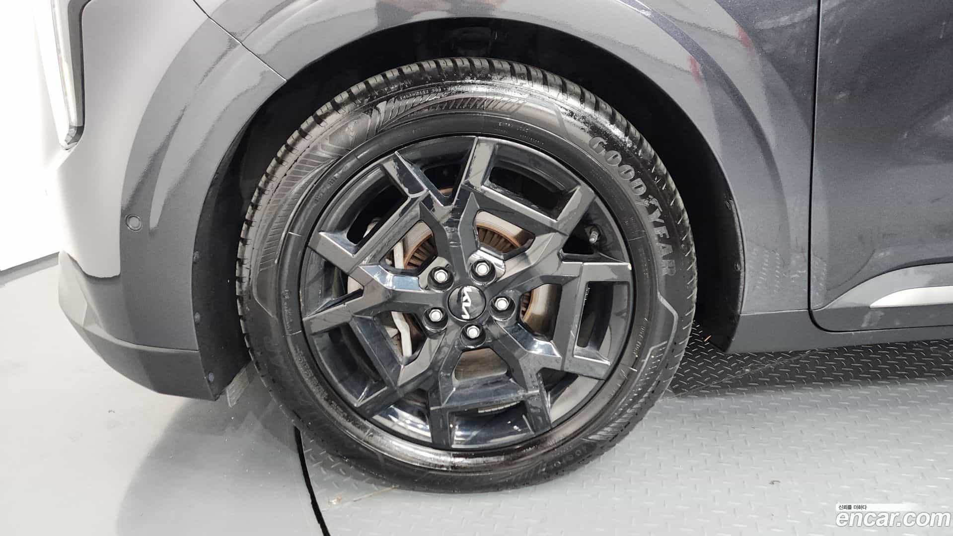 Canival Kia 2023.10-OUTER-005
