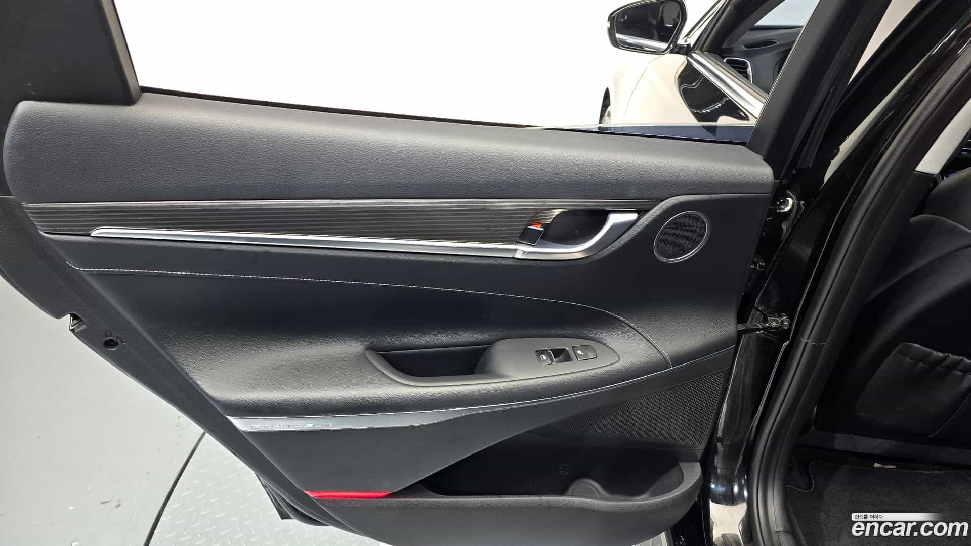 Grandeur Hyundai 2019.6-INNER-035