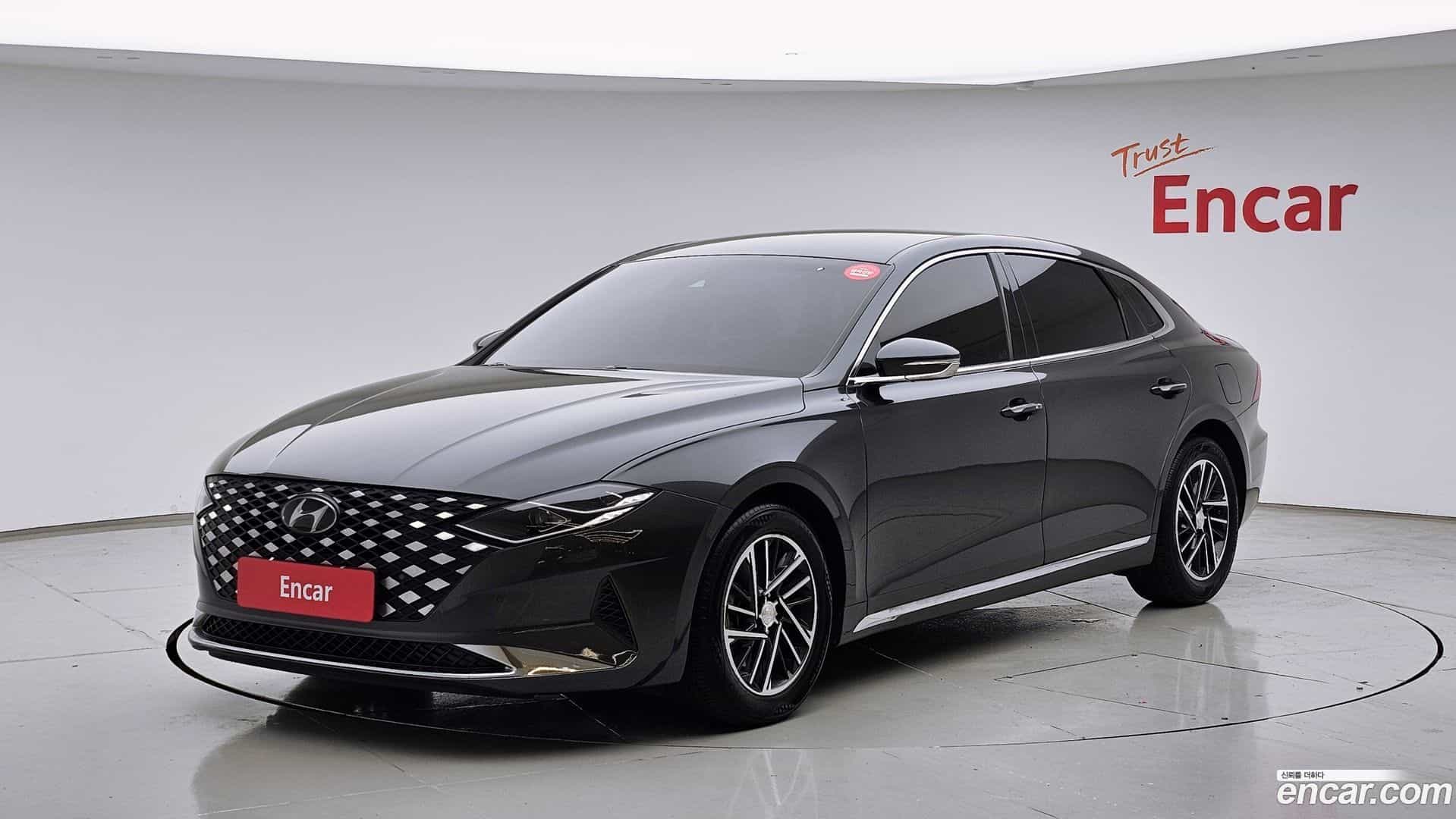 Grandeur Hyundai 2020.11-OUTER-001
