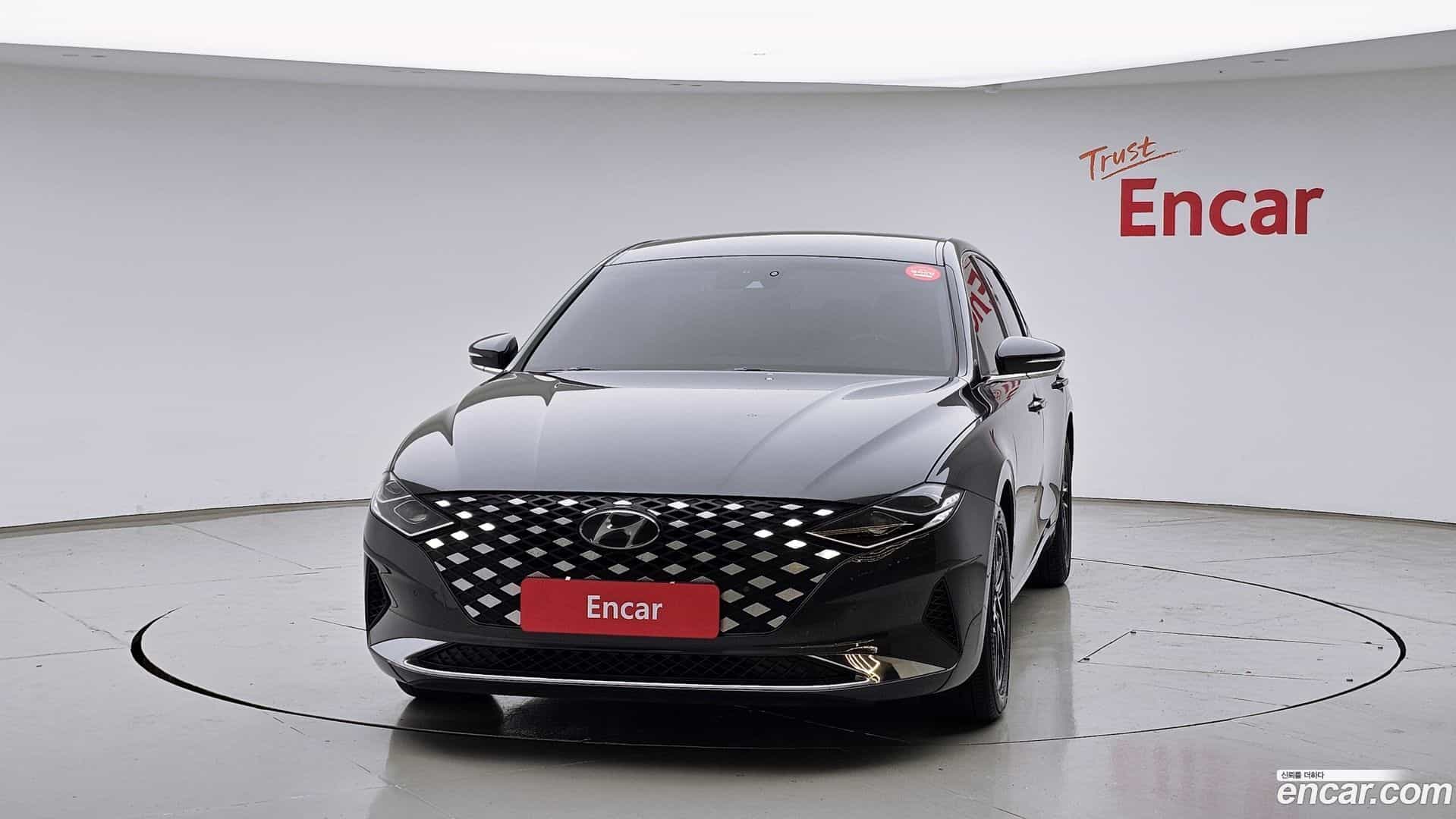 Grandeur Hyundai 2020.11-OUTER-003