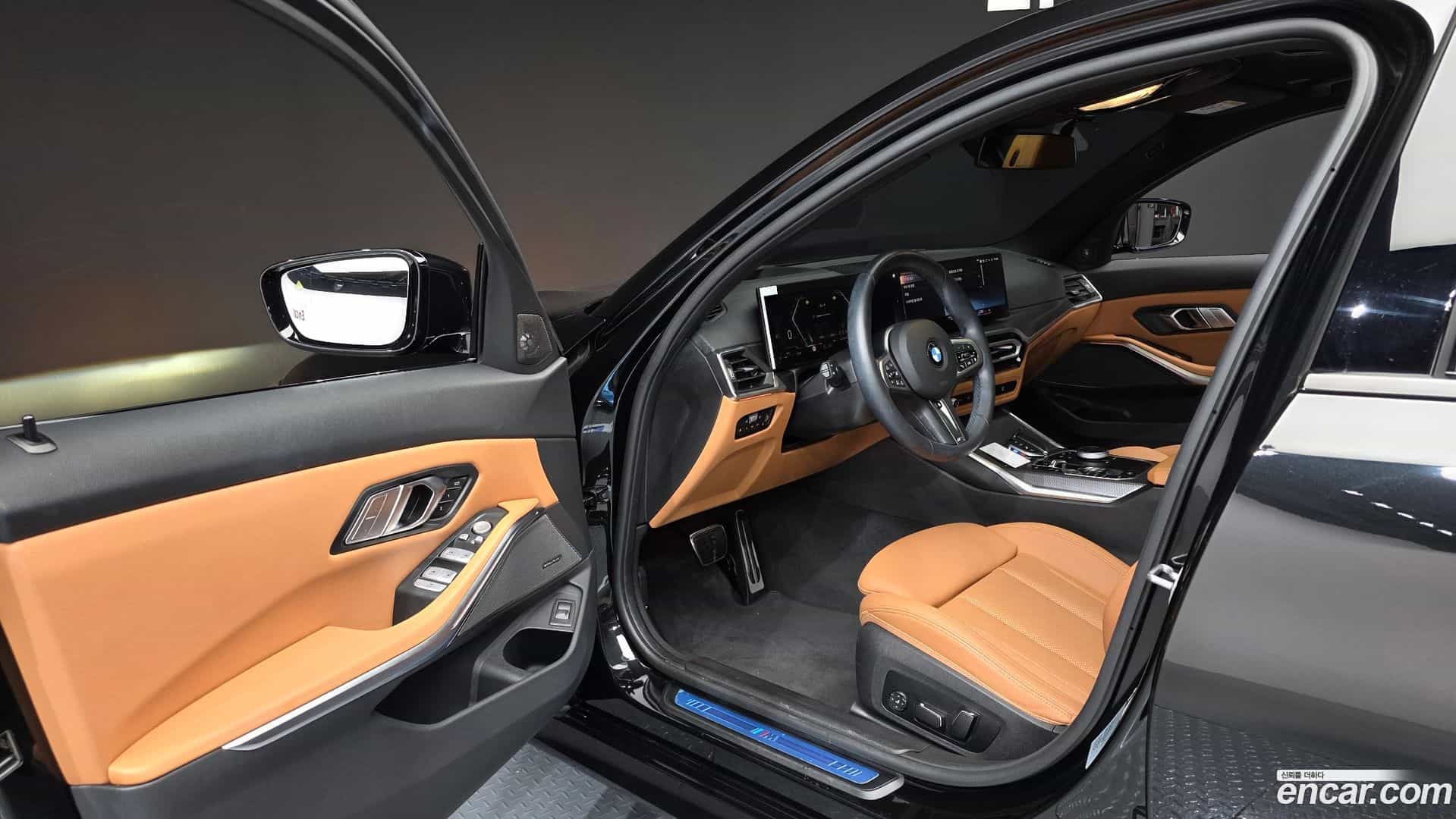 3-Series BMW 2024.6-INNER-010