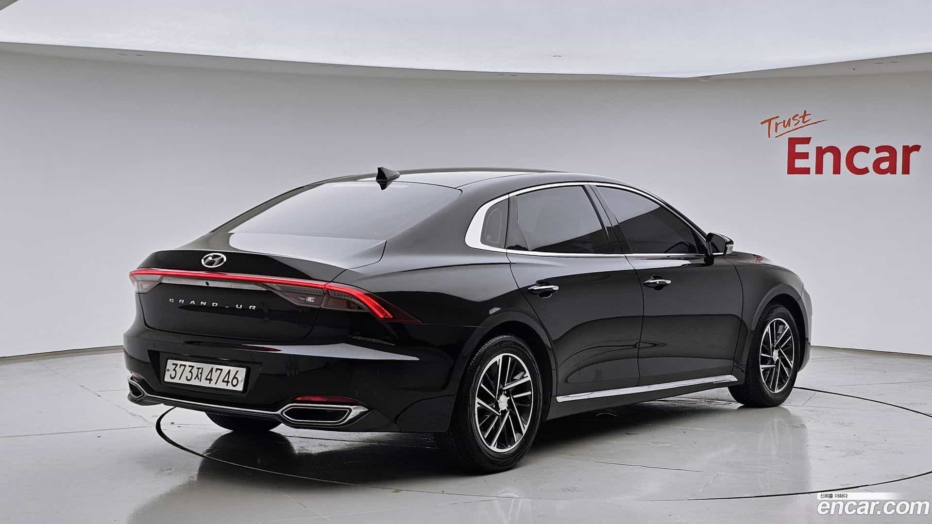 Grandeur Hyundai 2021.2-OUTER-002