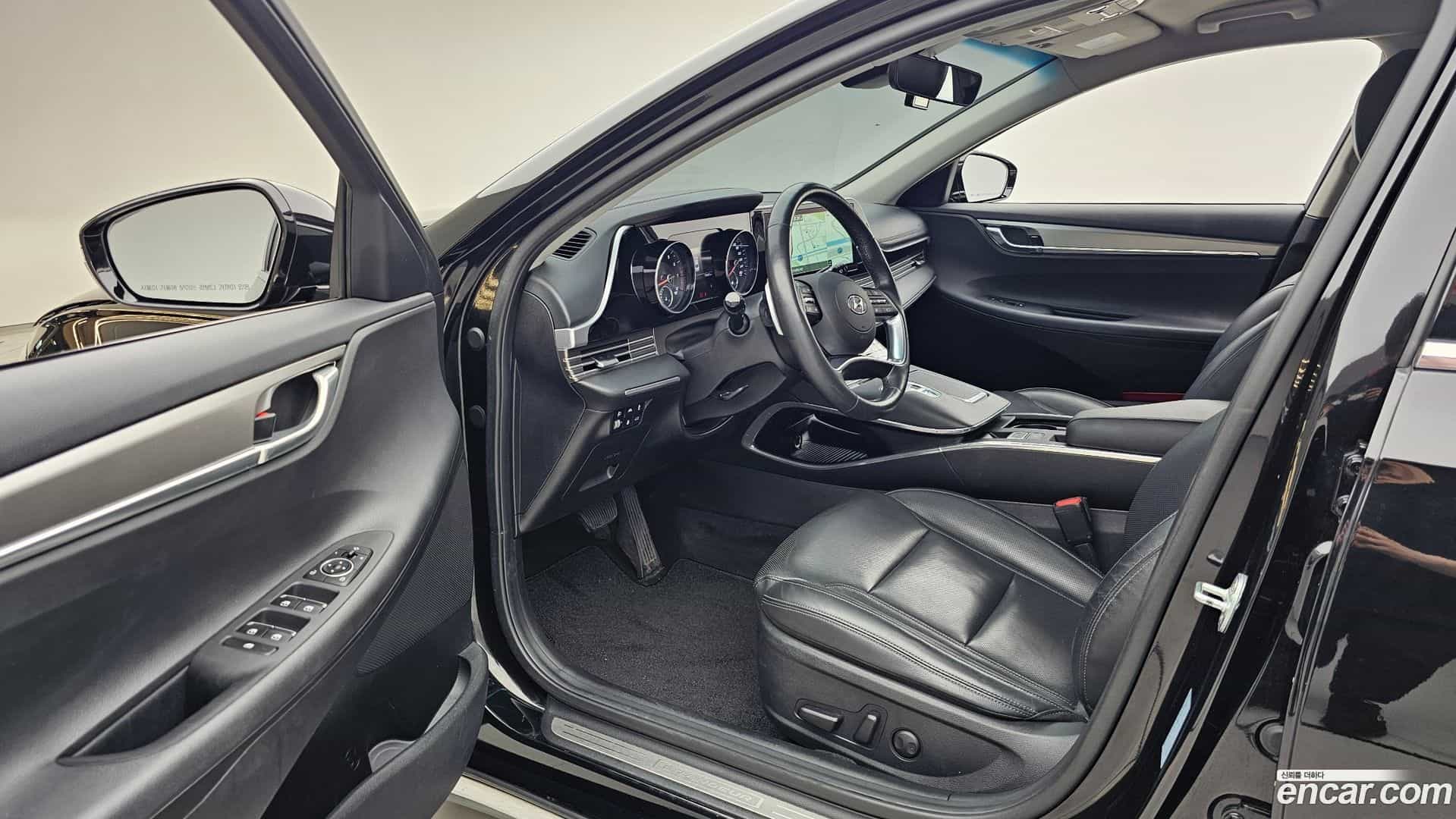 Grandeur Hyundai 2021.2-INNER-010