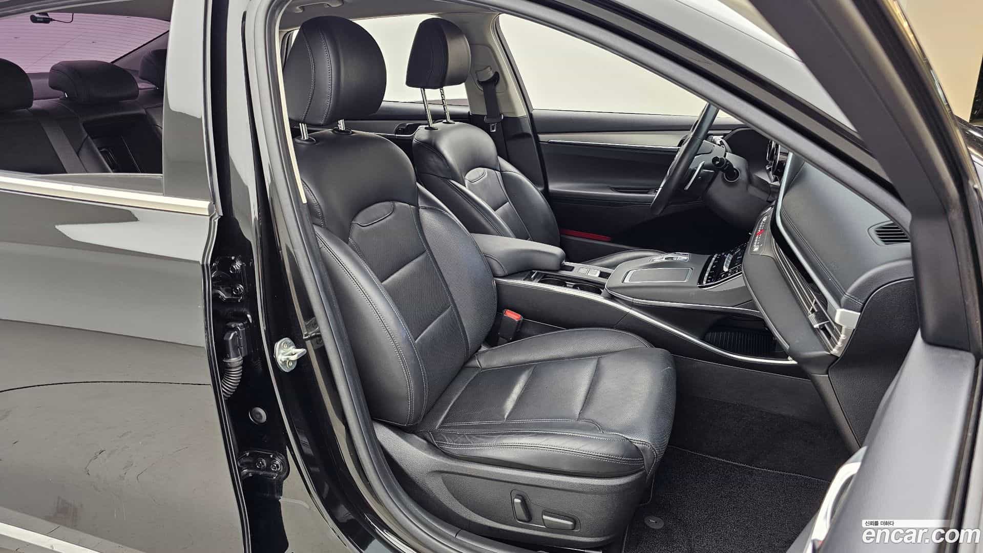 Grandeur Hyundai 2021.2-OPTION-015