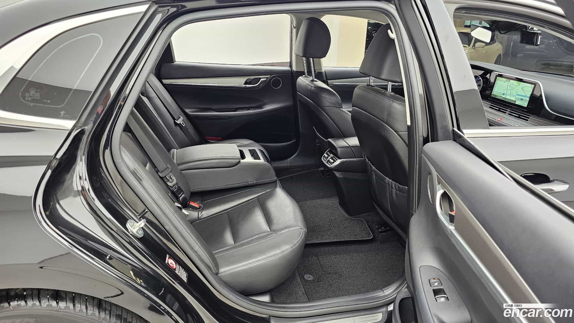 Grandeur Hyundai 2021.2-OPTION-016