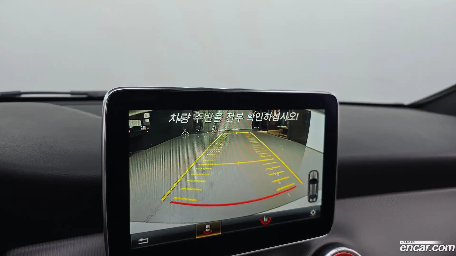 CLA-Class Mercedes-Benz 2015.6-OPTION-019