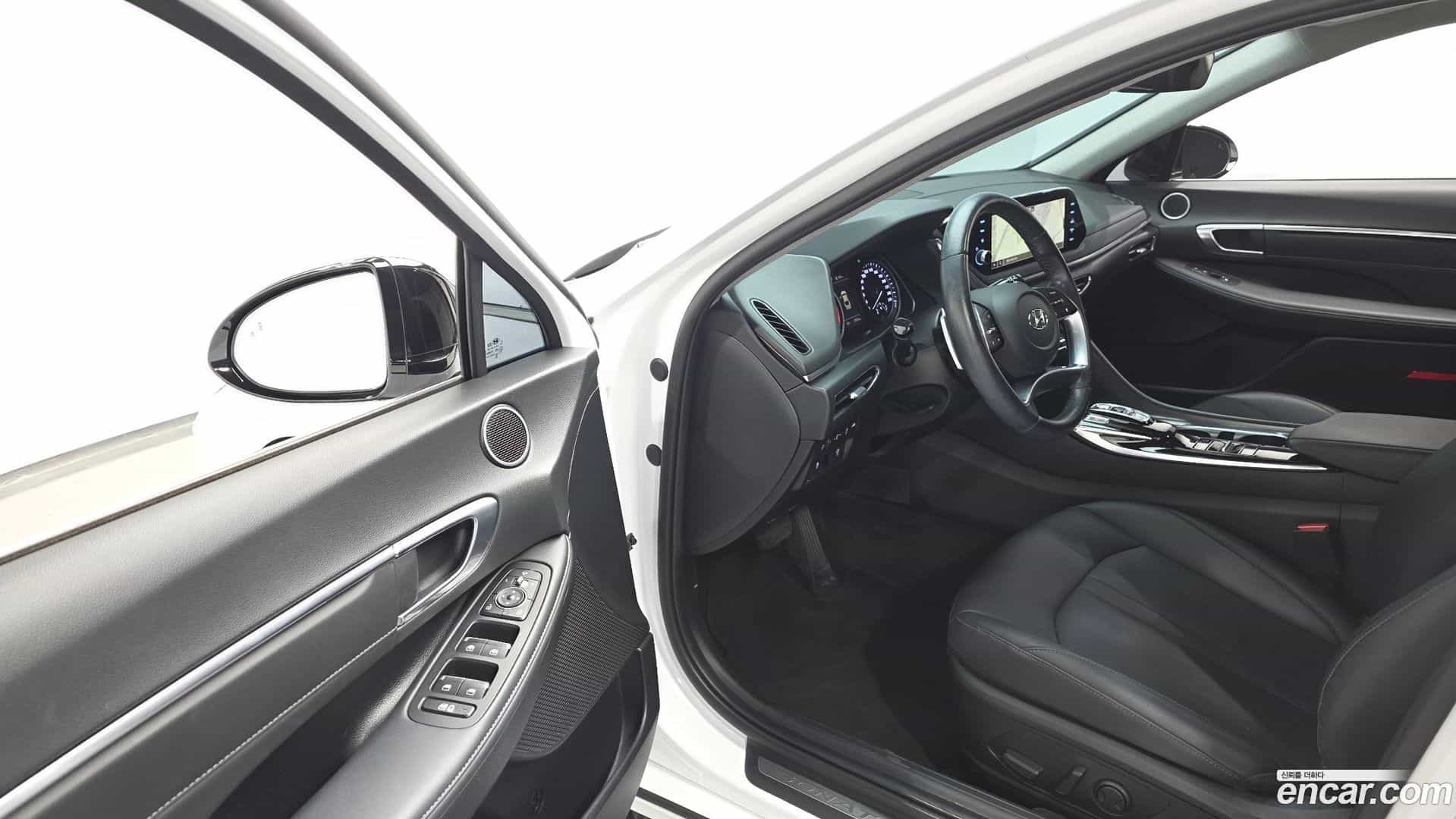 Sonata Hyundai 2022.10-INNER-010