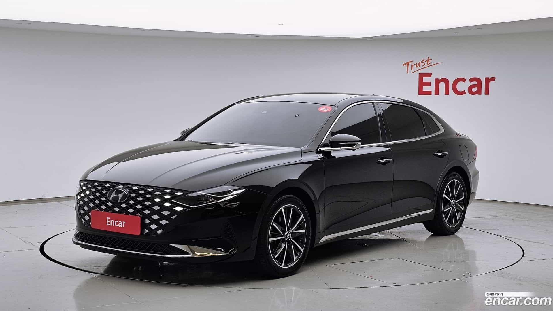 Grandeur Hyundai 2022.4-OUTER-001
