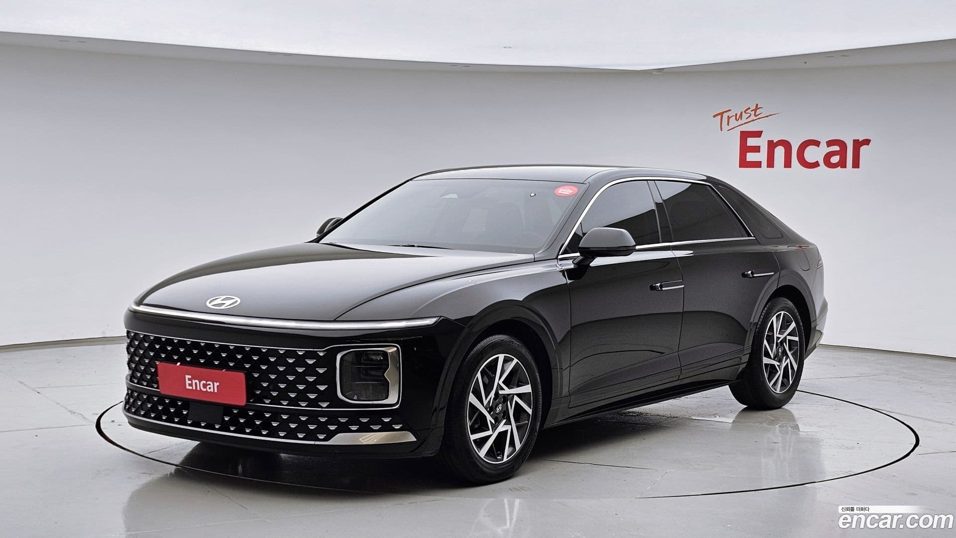 Main__Slider__Photo:Grandeur Hyundai 2023.5-0