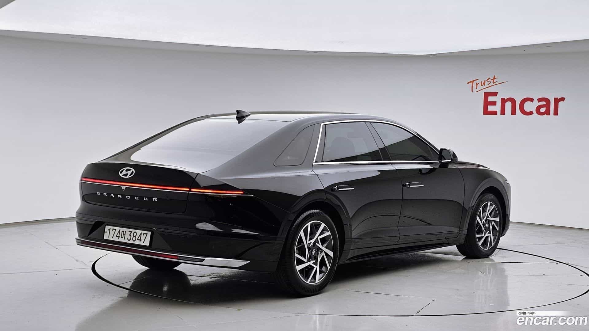 Grandeur Hyundai 2023.5-OUTER-002