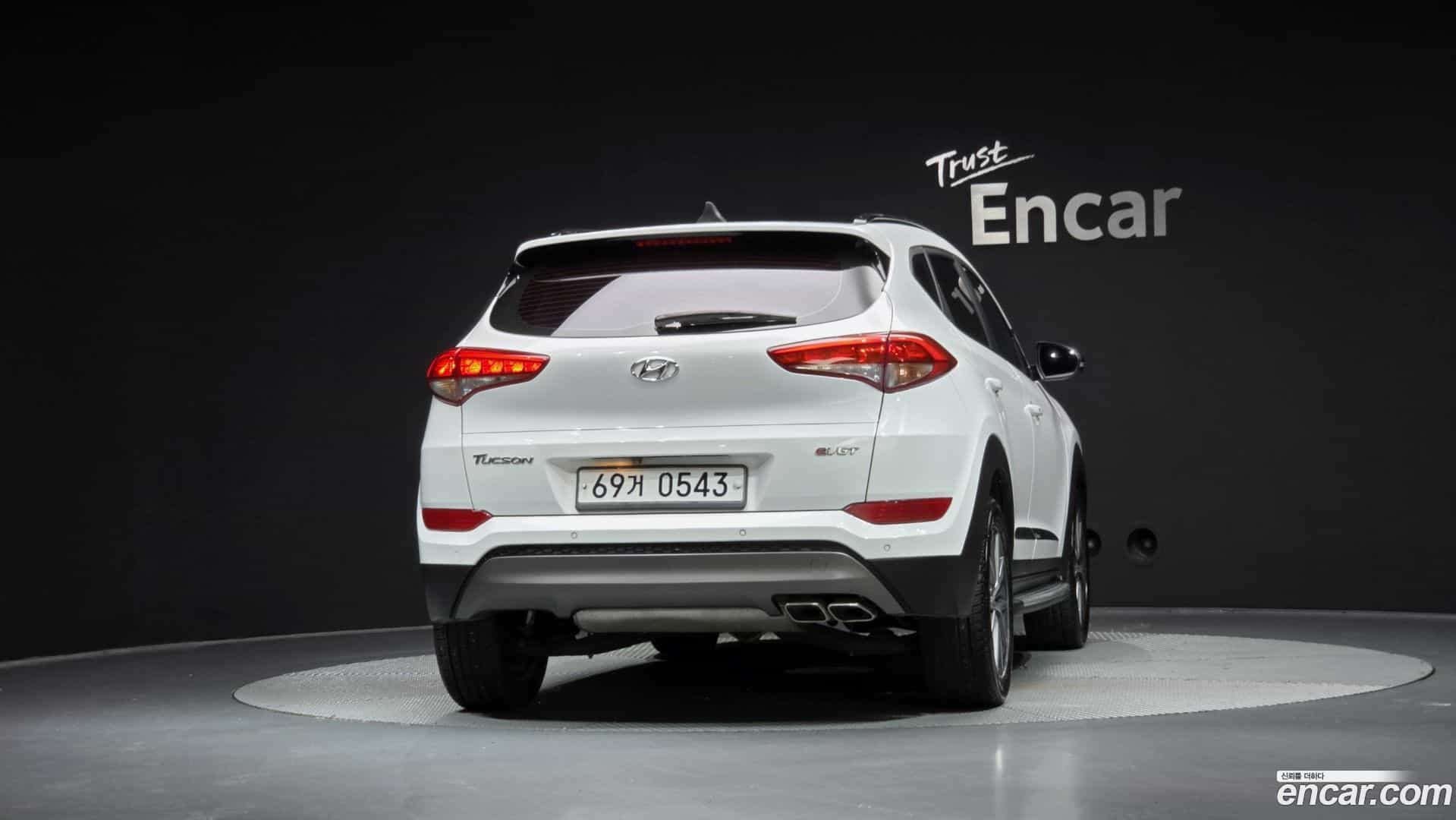 Tucson Hyundai 2015.10-OUTER-004
