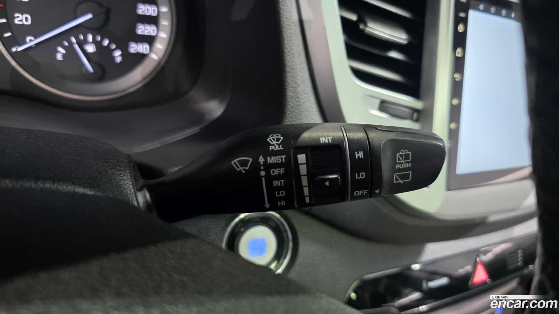 Tucson Hyundai 2015.10-OPTION-045