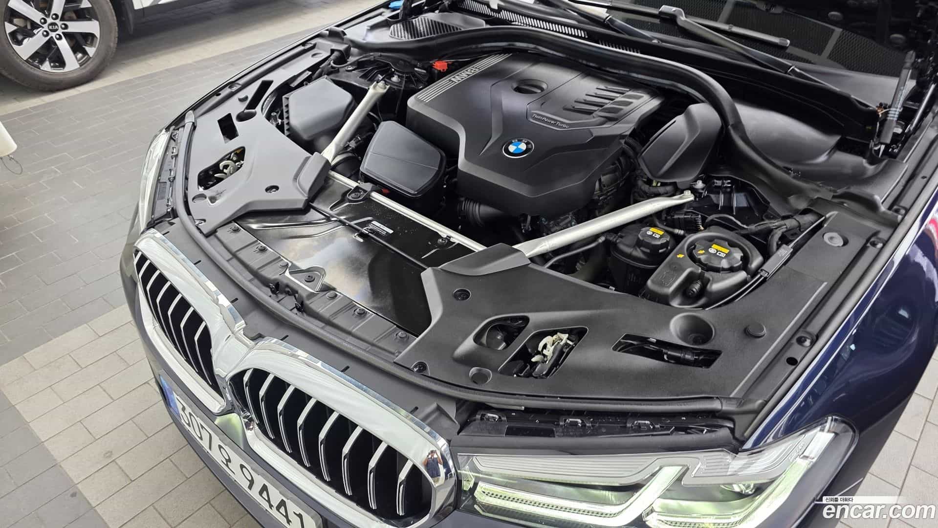 5-Series BMW 2022.3-OUTER-006